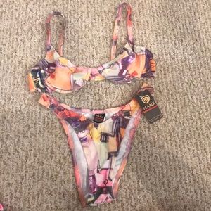 cute bikini set!